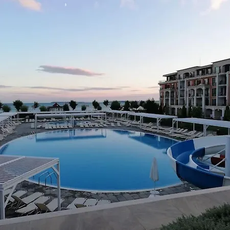 Moderne Nove Studio Pri Plazi Pre 2 Az 4 Osoby, Premier - * Święty Włas